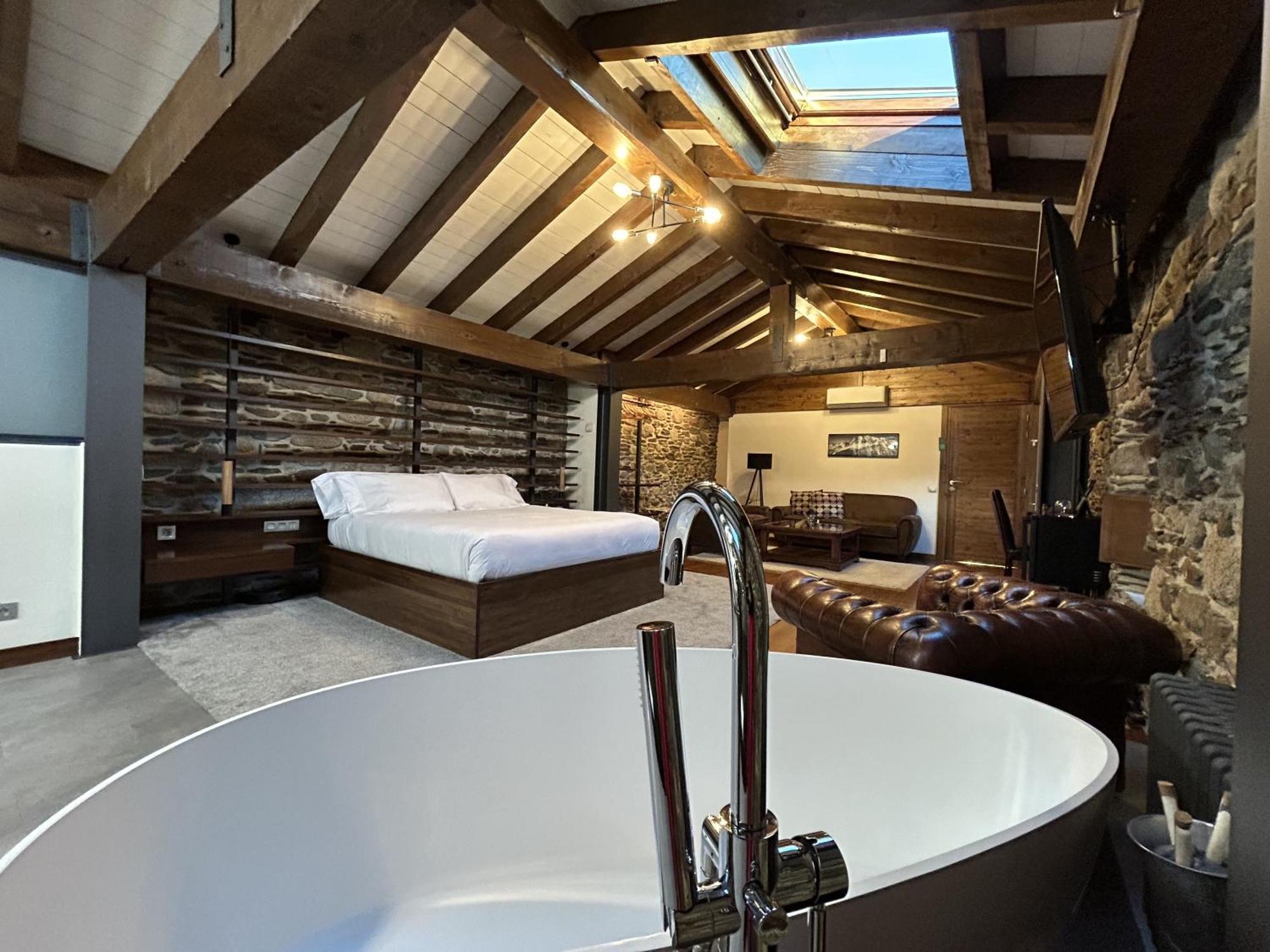 Mas Farner - Adults Only Bed & Breakfast Llivia Phòng bức ảnh